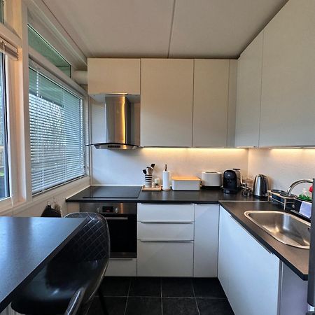 Privat One Bedroom Apartment With Free Parking Оденсе Екстер'єр фото